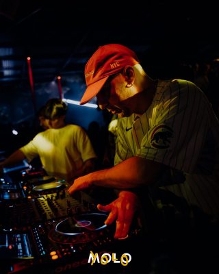 MOLO-18